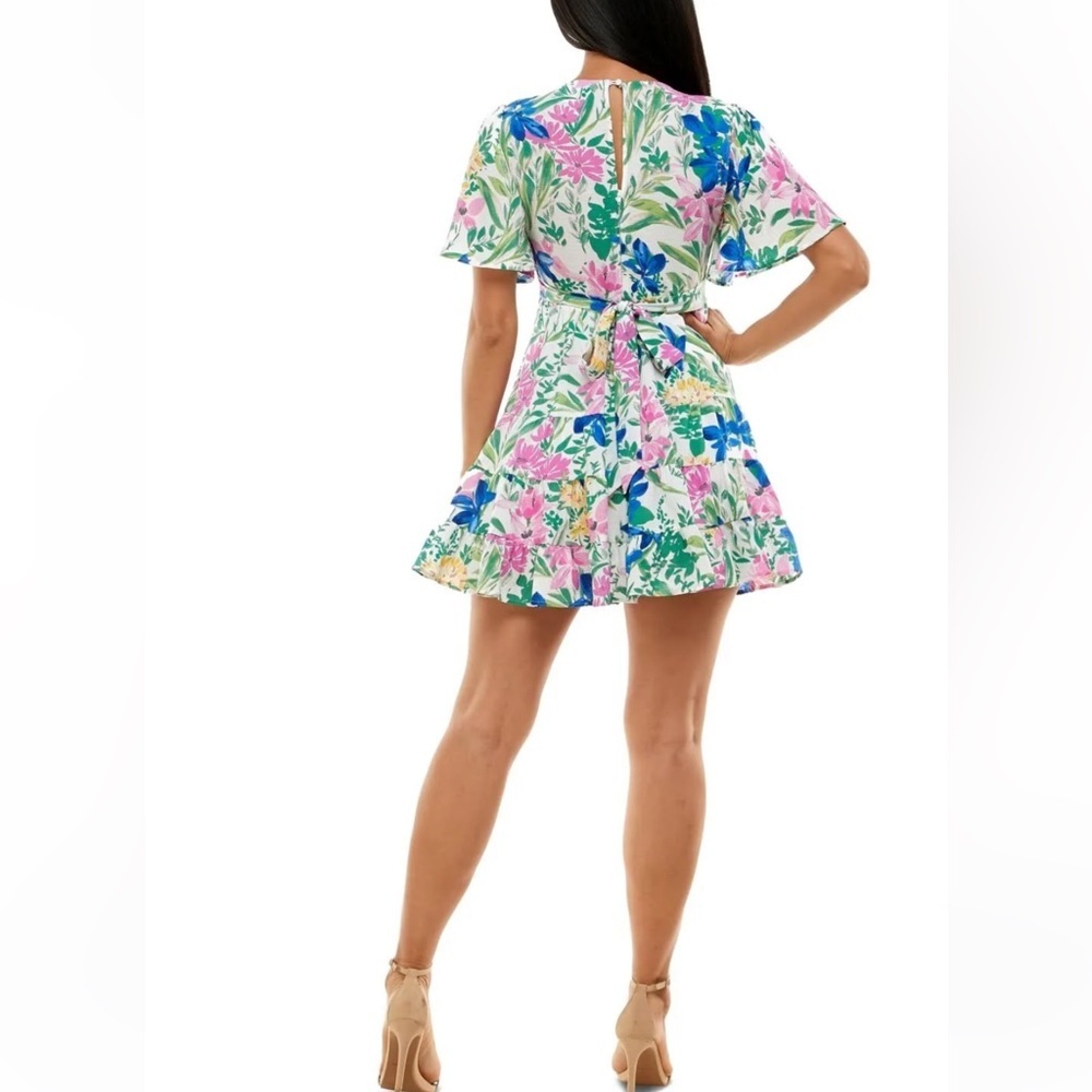 B DARLIN Floral Ruffle Pleated Textured Flutter Sleeve Size 9/10 - Picture 4 of 9